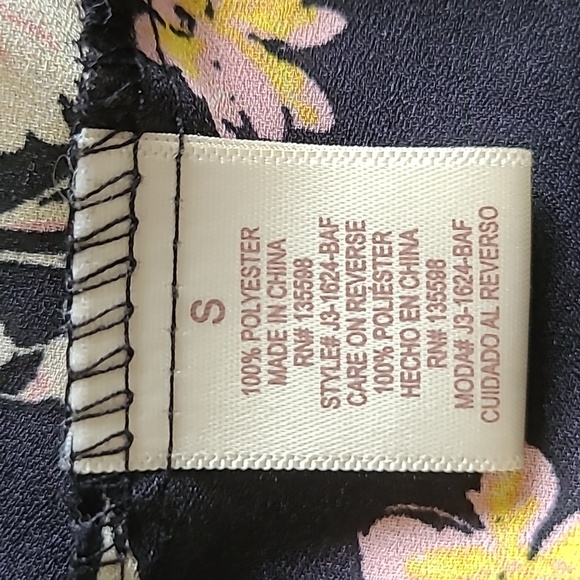 Altar'd State Black Floral Boho Tunic Blouse - Size Sm - Picture 7 of 8